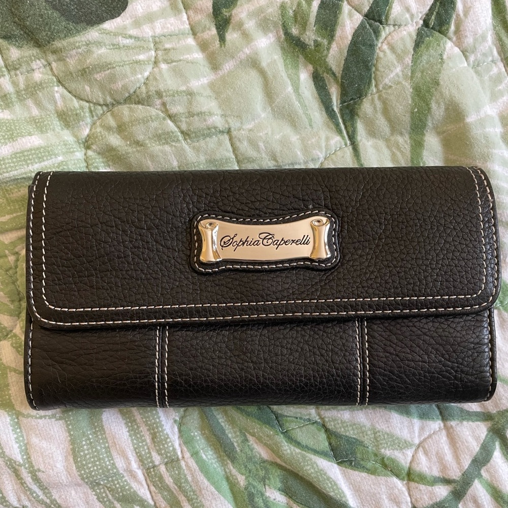 Black Sophia Caperelli wallet